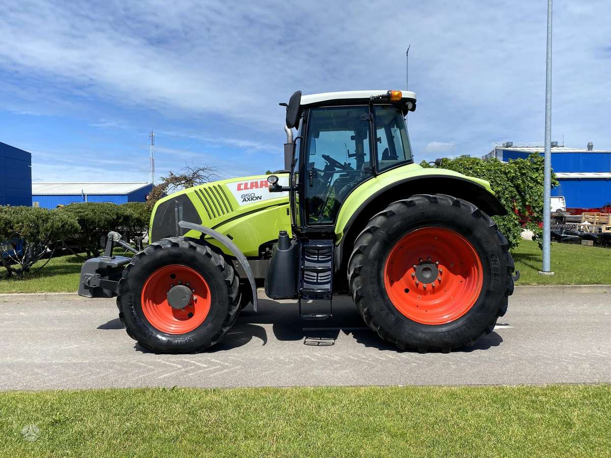 Claas Axion 850, tractors