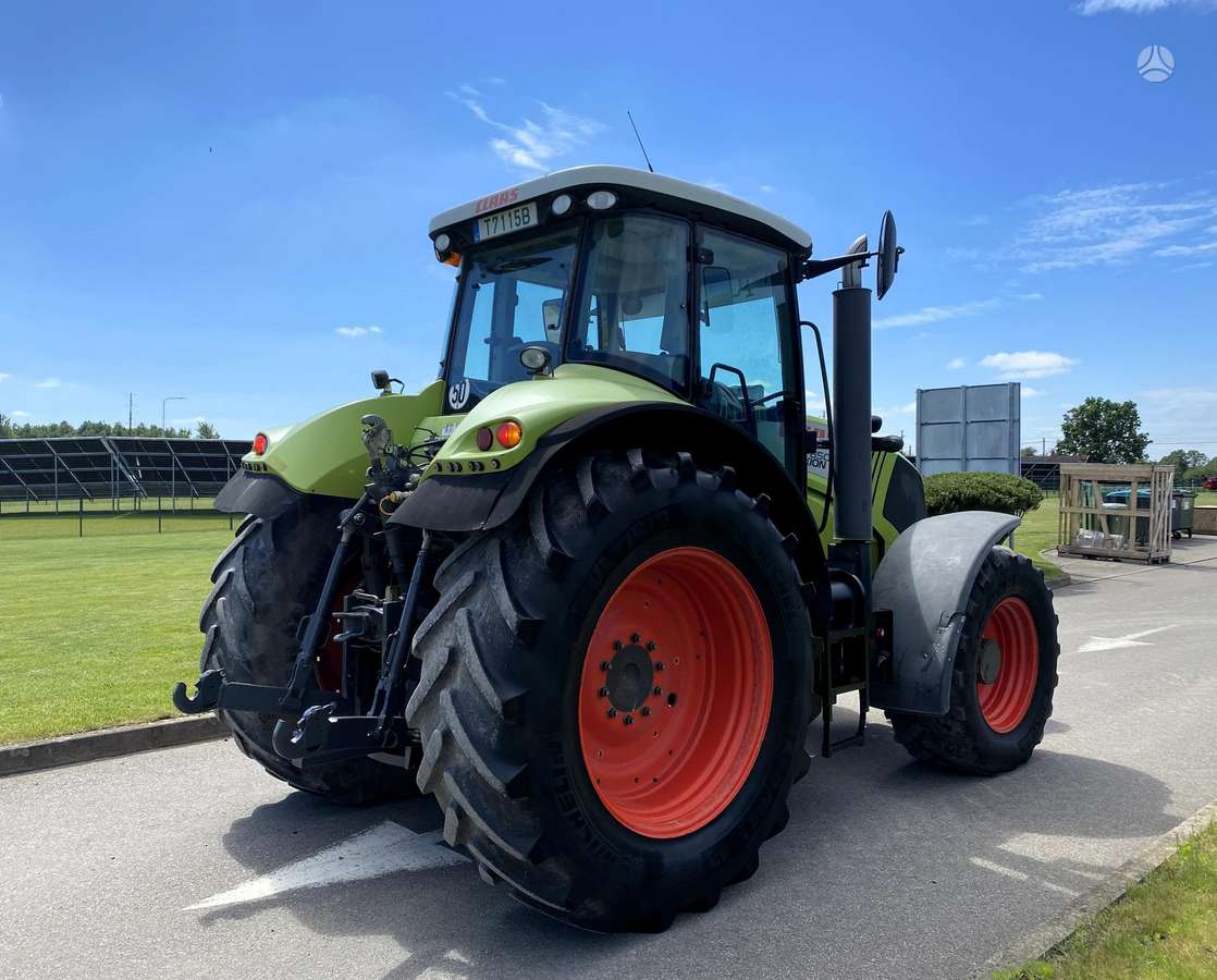 Claas Axion 850, tractors
