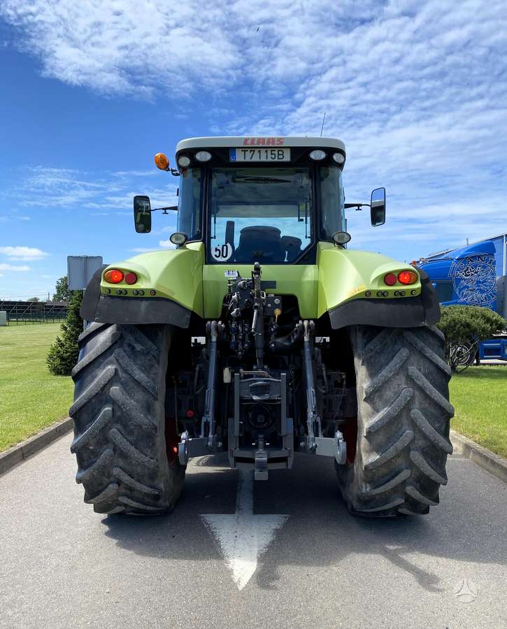 Claas Axion 850, tractors