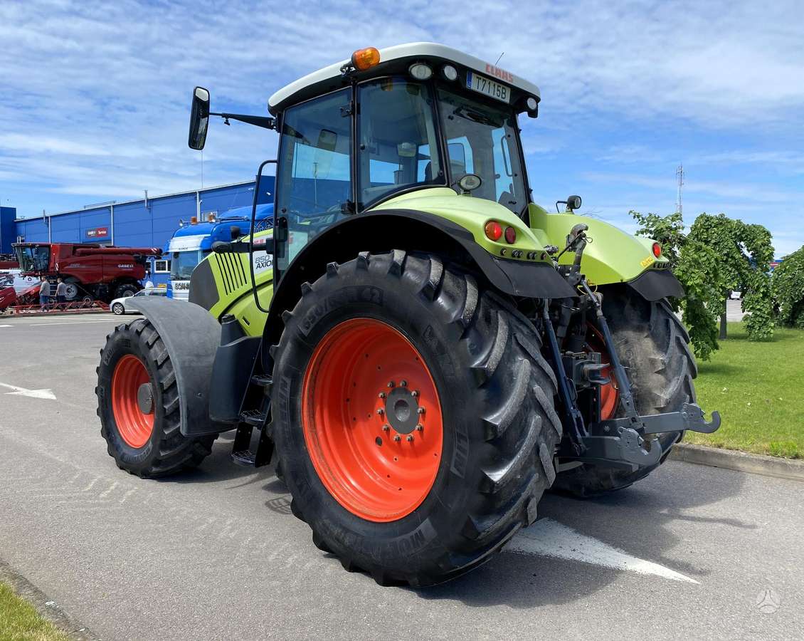 Claas Axion 850, tractors