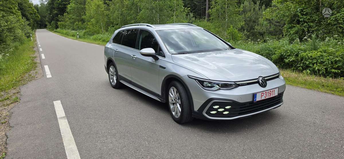 Volkswagen Golf - 2