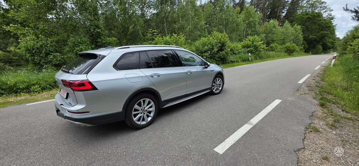 Volkswagen Golf - 3