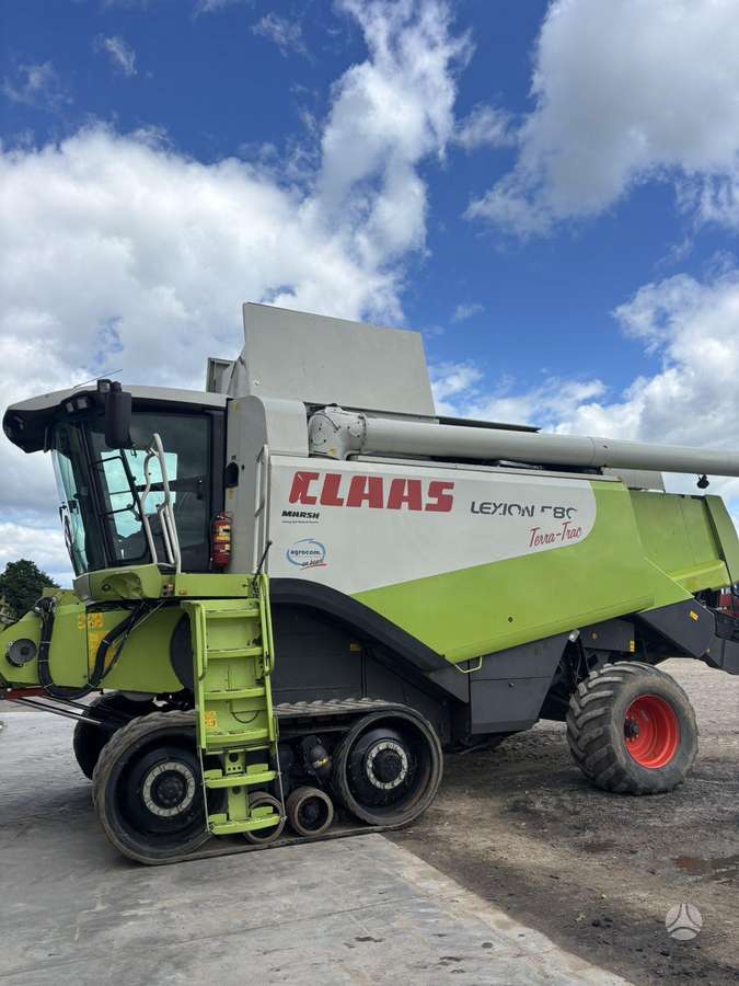 Claas 580tt, kombainai