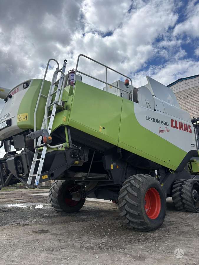 Claas 580tt, kombainai