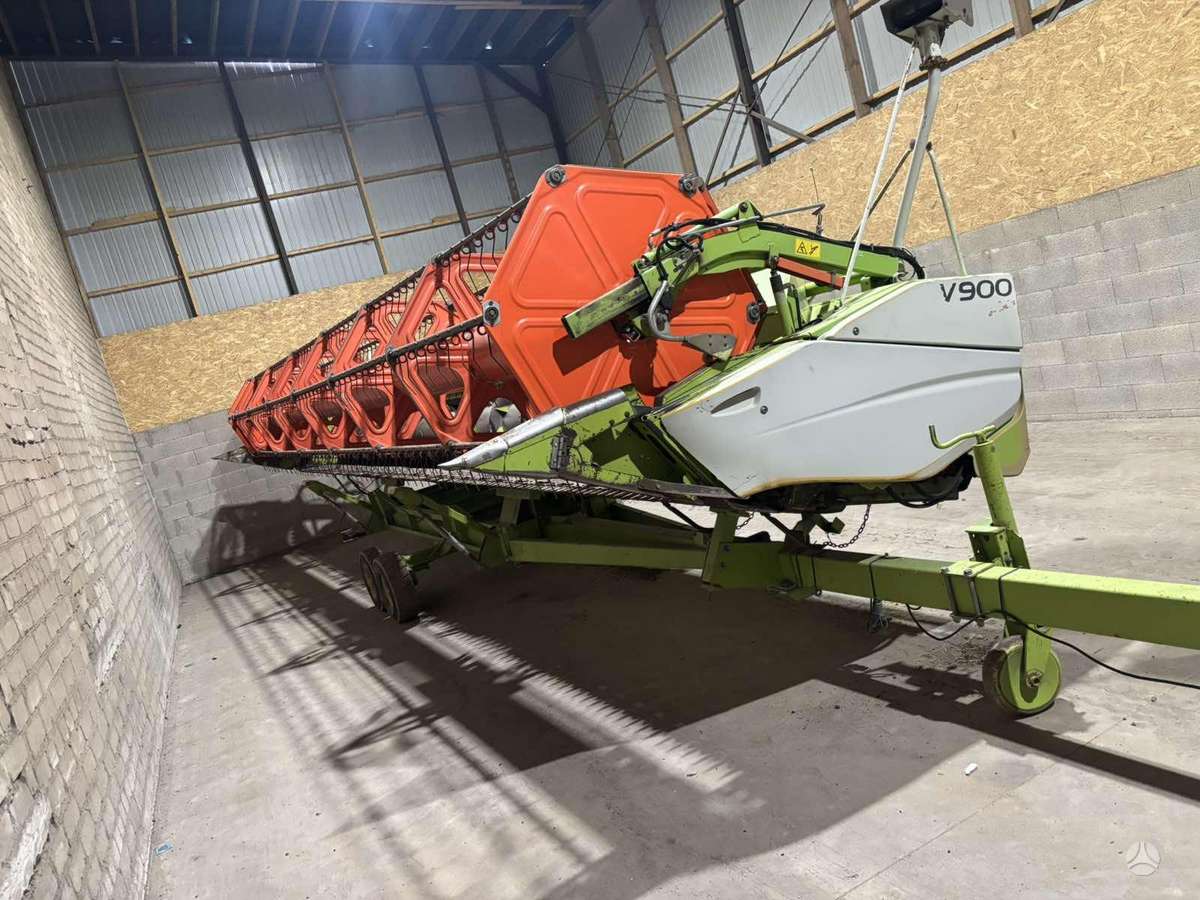 Claas 580tt, kombainai