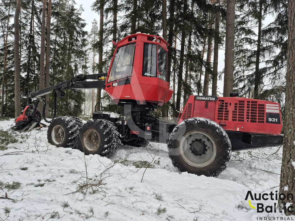 Komatsu 931, харвестеры