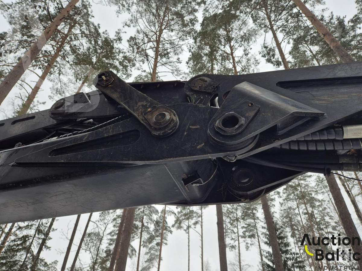 Komatsu 931, харвестеры
