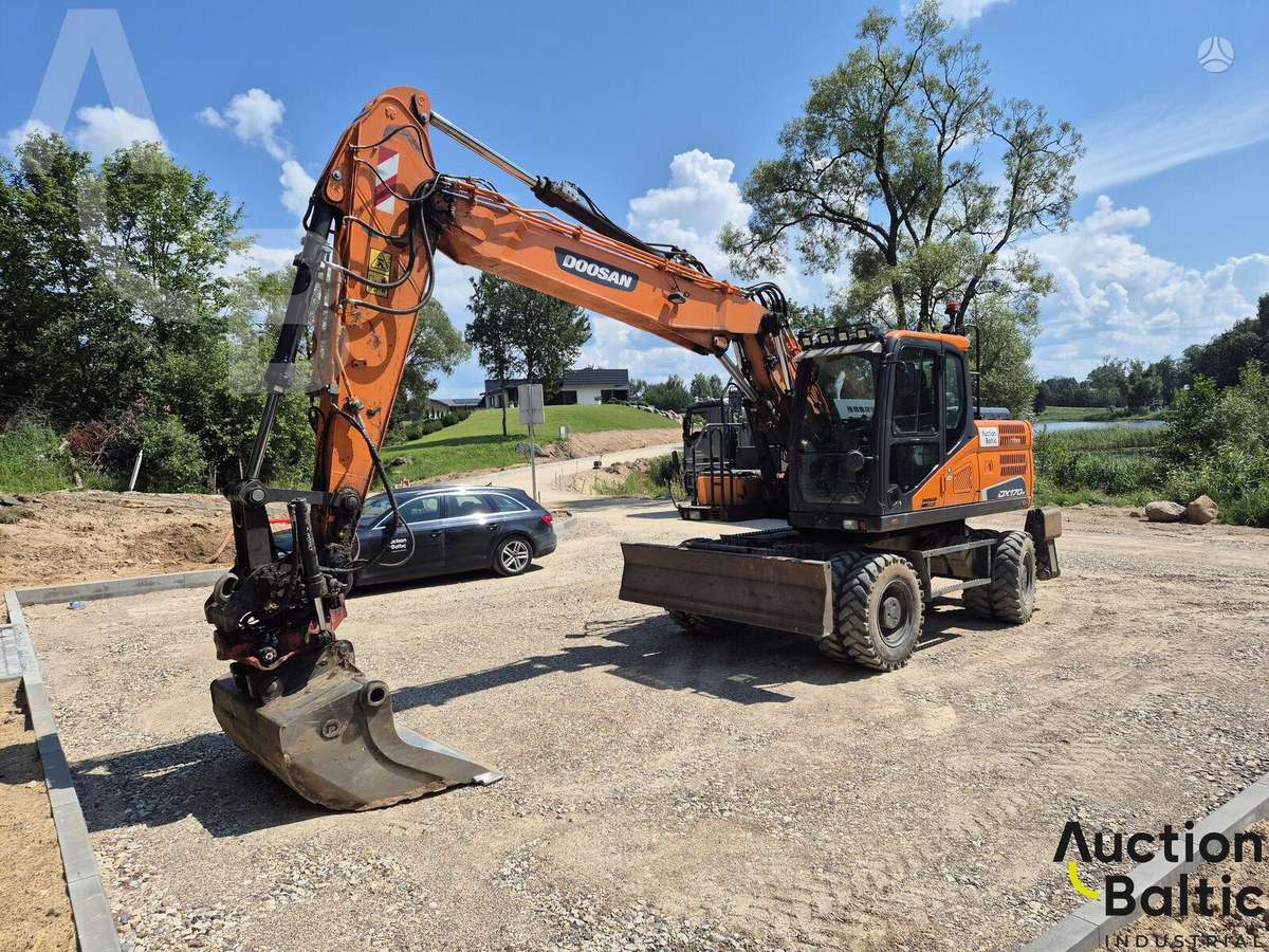 Doosan DX 170 W-5, экскаваторы