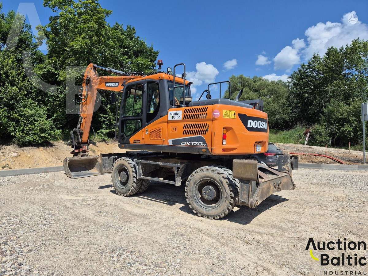 Doosan DX 170 W-5, экскаваторы