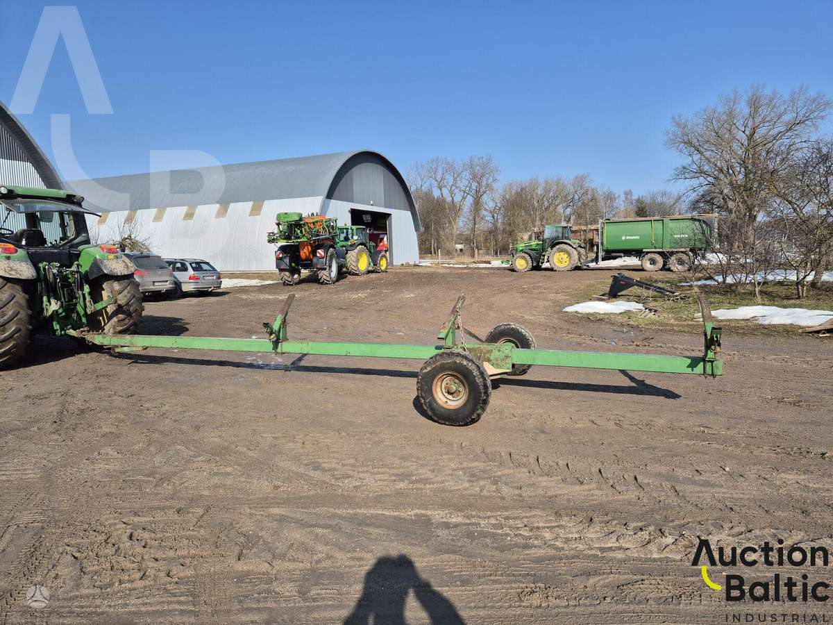 John Deere 2058, combine harvesters