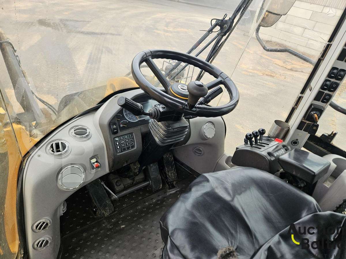 Volvo L 90 H, frontal loader