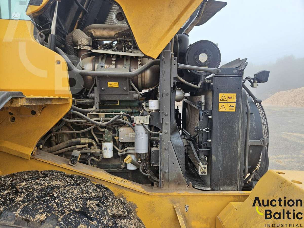 Volvo L 90 H, frontal loader