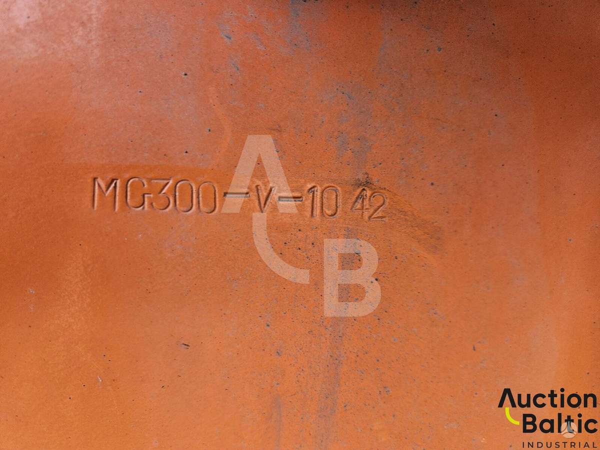 Daewoo Mega 300 V, frontal loader