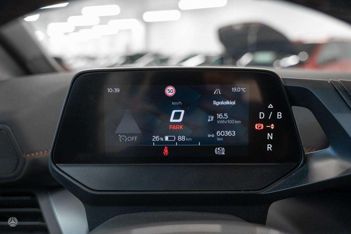Cupra Born, hatchback