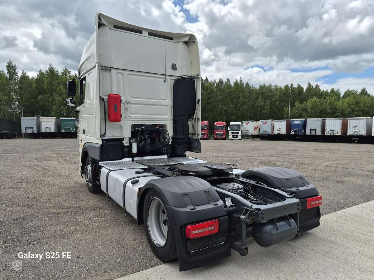 DAF XF106.480 Low Deck, double sleeper