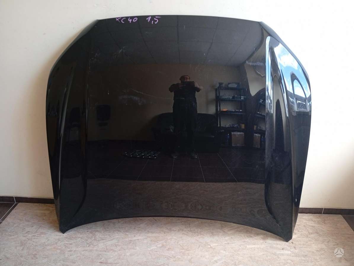 Volvo XC40 body parts