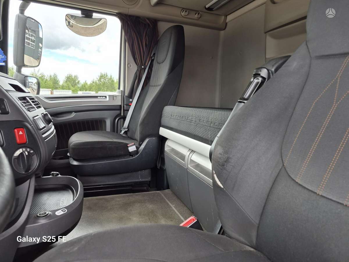 DAF XF106.480 Low Deck, double sleeper