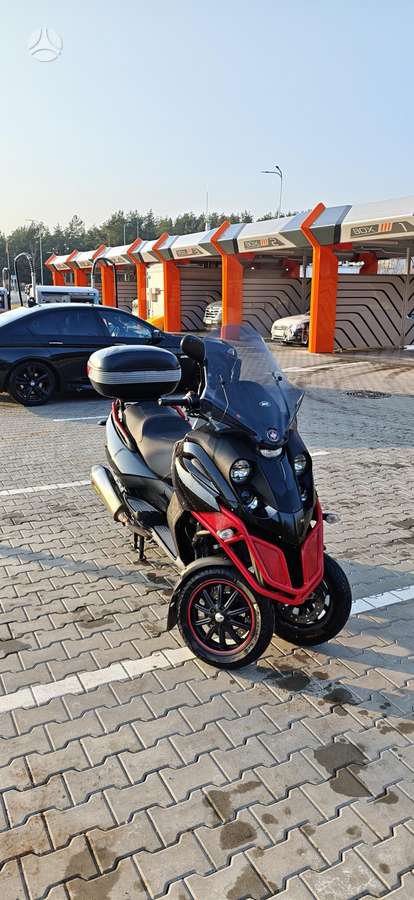 Gilera Fuoco 500, trikes