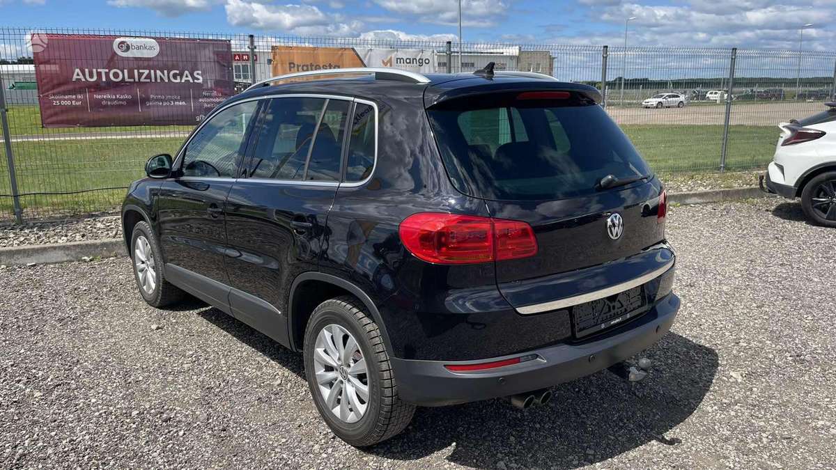 Volkswagen Tiguan - 7