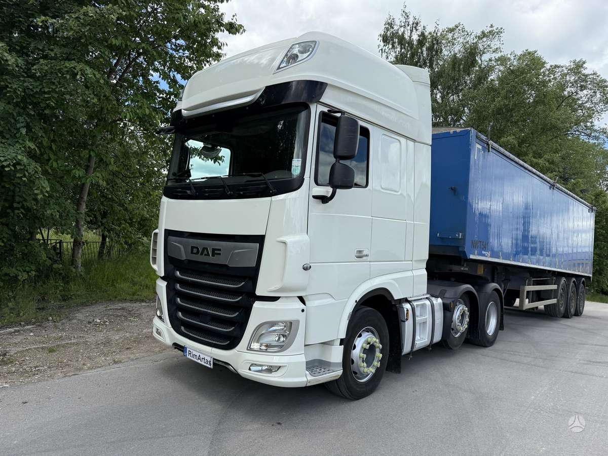 DAF XF 530, double sleeper
