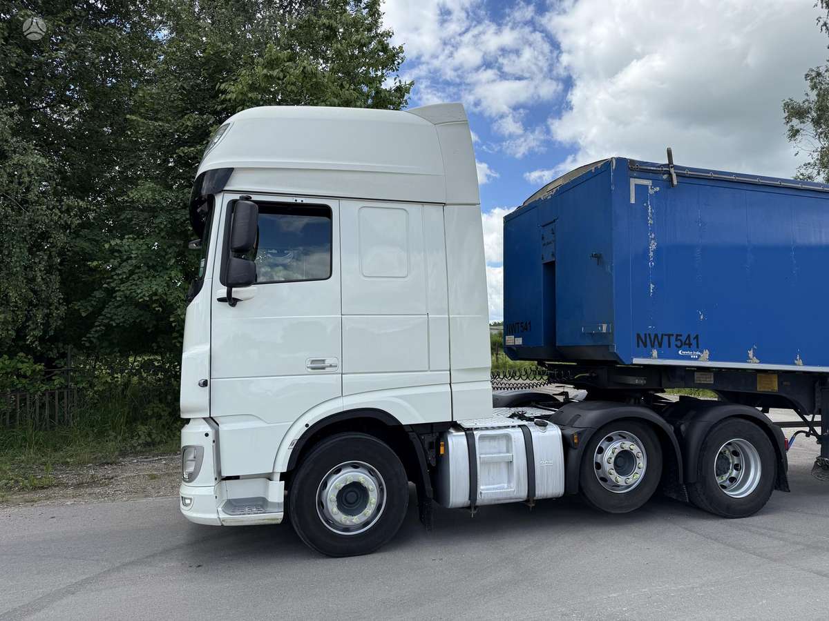 DAF XF 530, double sleeper