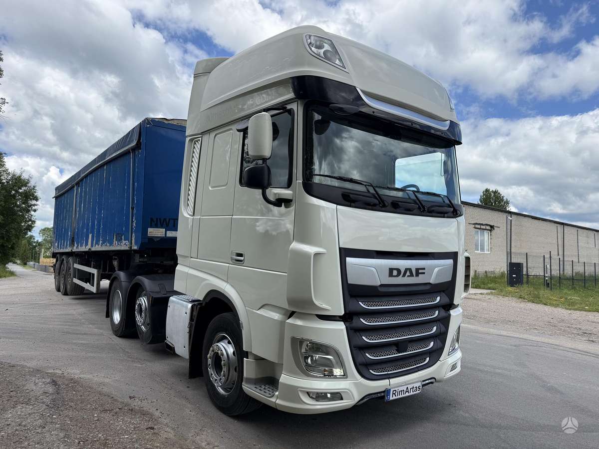 DAF XF 530, double sleeper