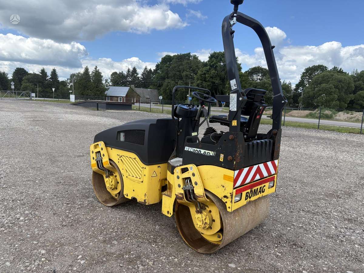 Bomag BW100AD, vibro technika