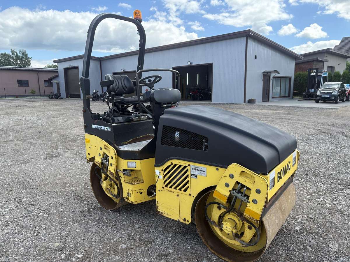 Bomag BW100AD, vibro technika