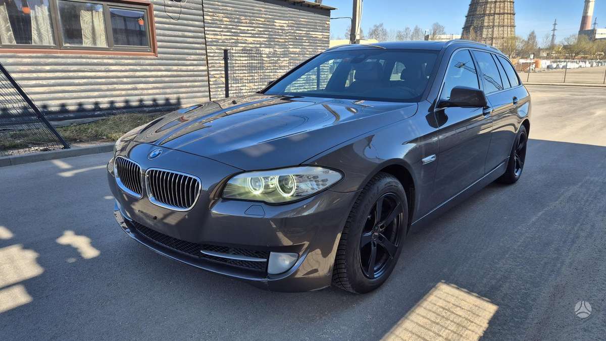 BMW 520, 2.0 l., universalas