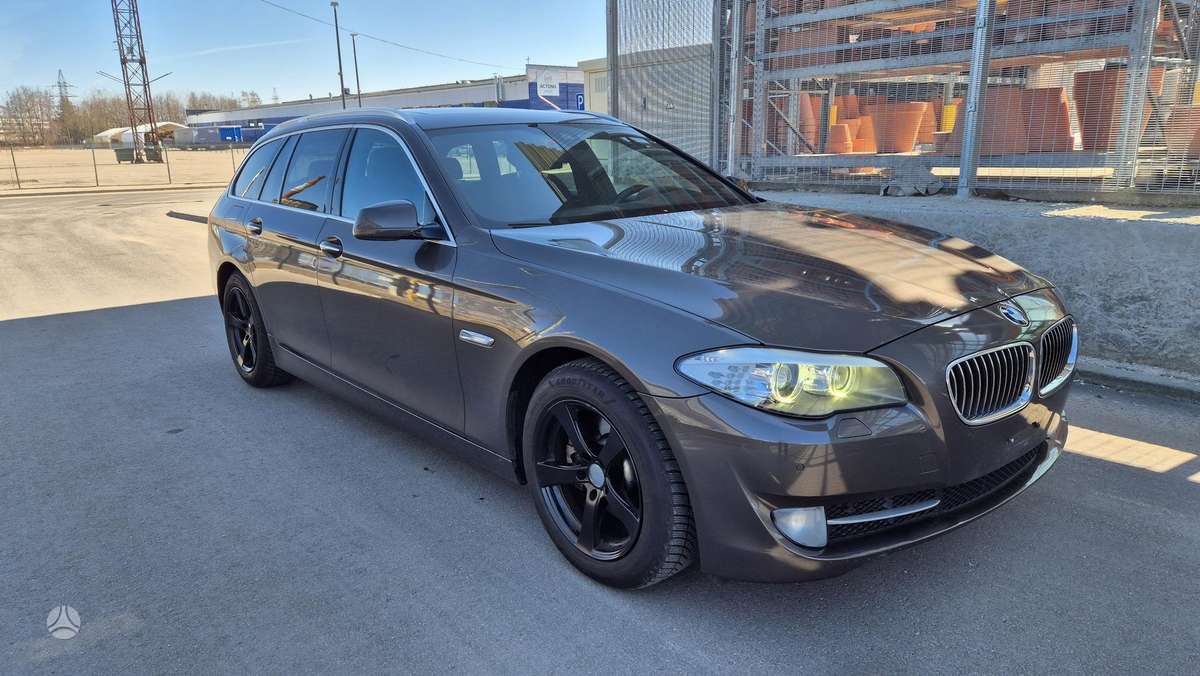 BMW 520, 2.0 l., universalas