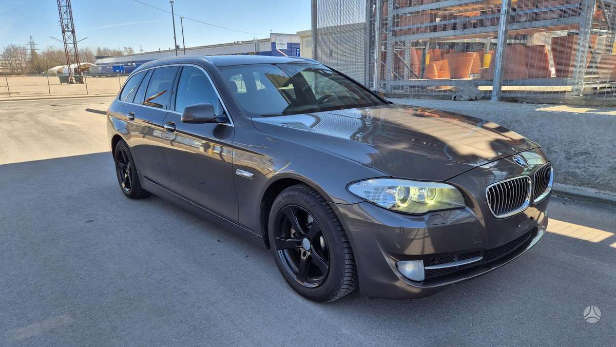 BMW 520, 2.0 l., wagon