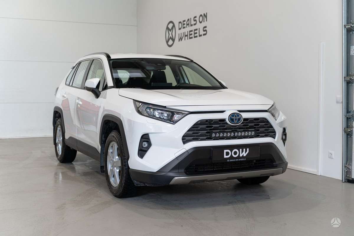 Toyota RAV4 - 1