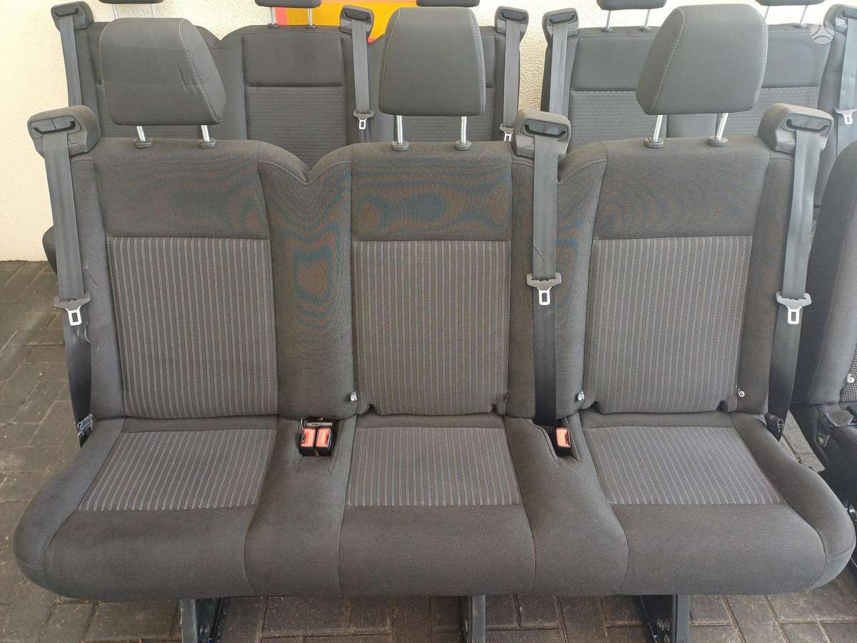 Ford Transit, passenger vans