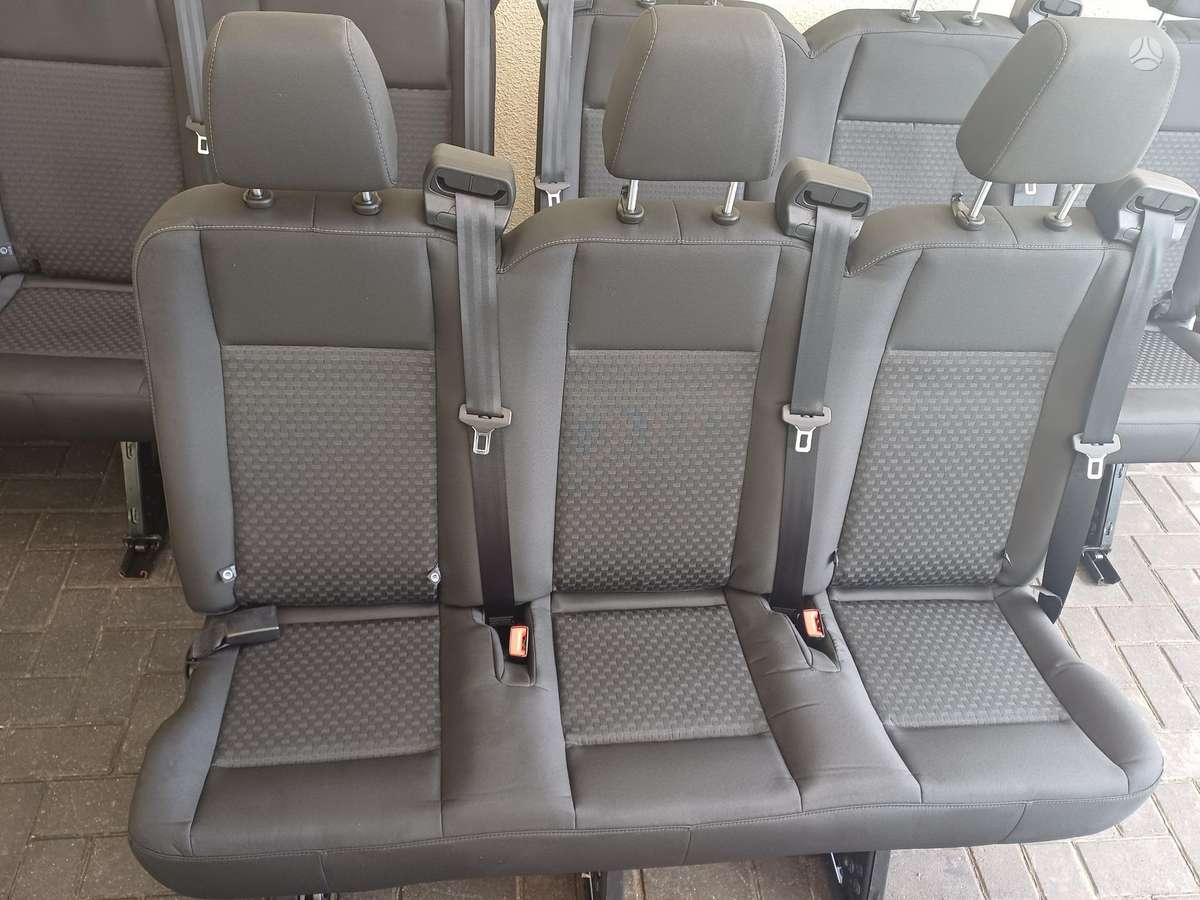 Ford Transit, passenger vans