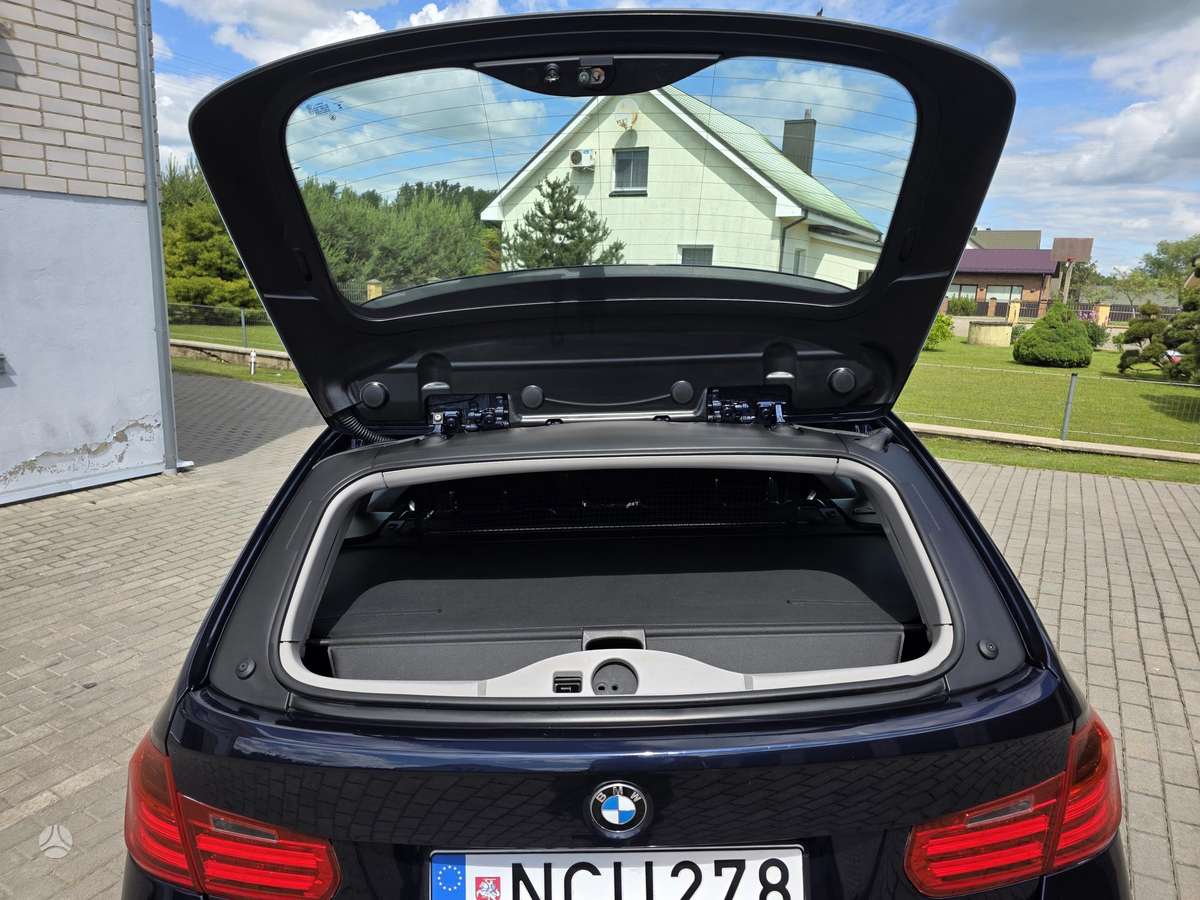 BMW 318, 2.0 l., wagon