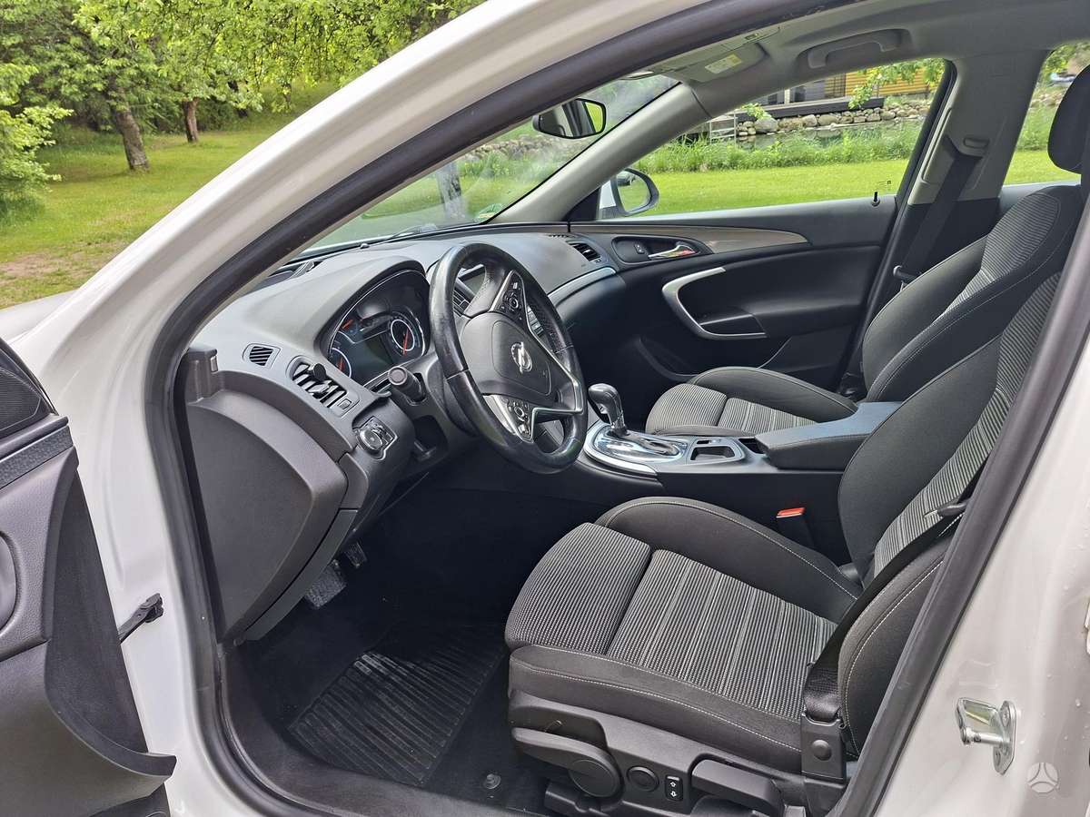 Opel Insignia, 2.0 l., Универсал