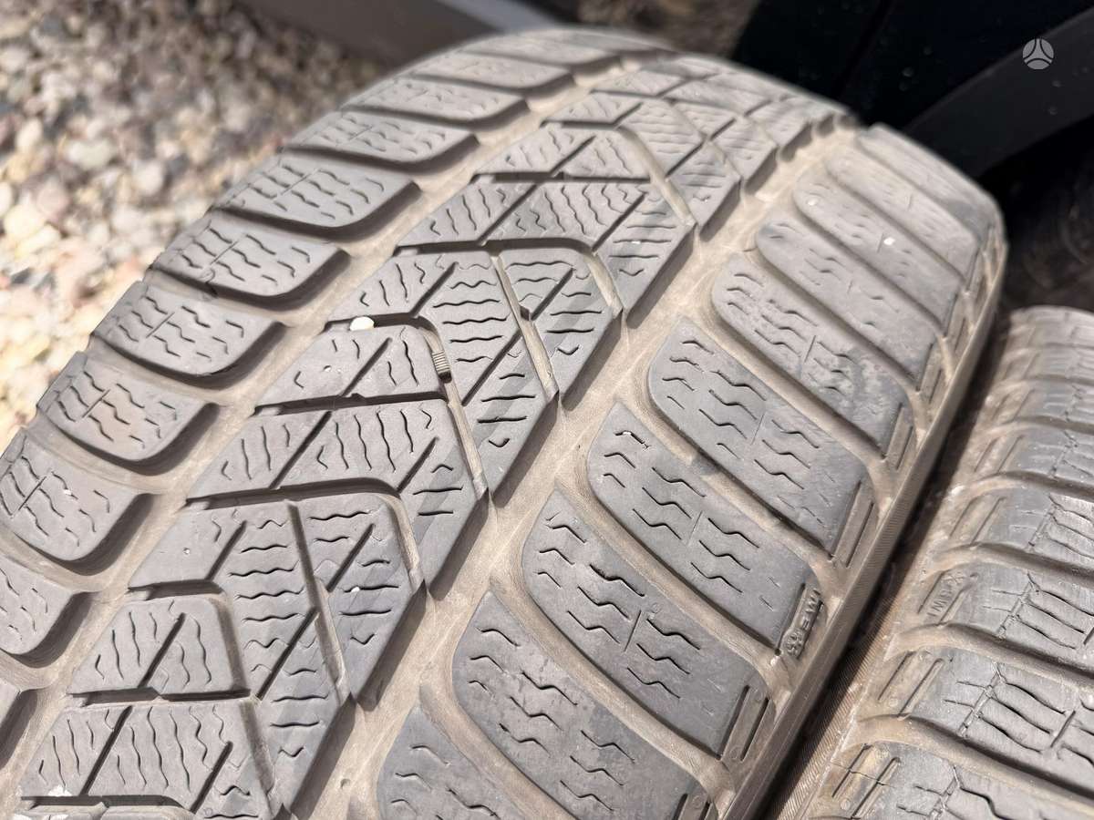 Pirelli, зимние 215/45 R17