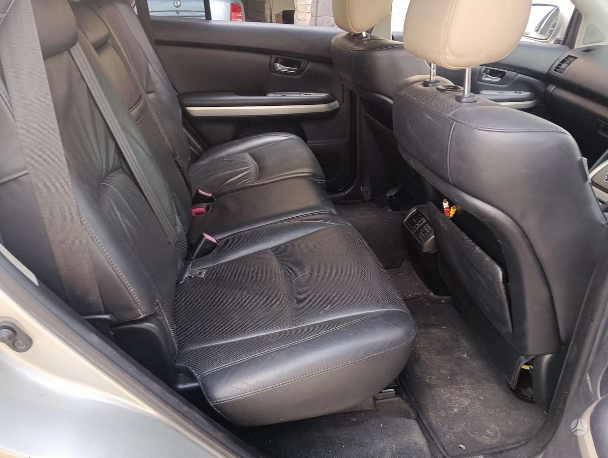 Lexus RX 400h body parts