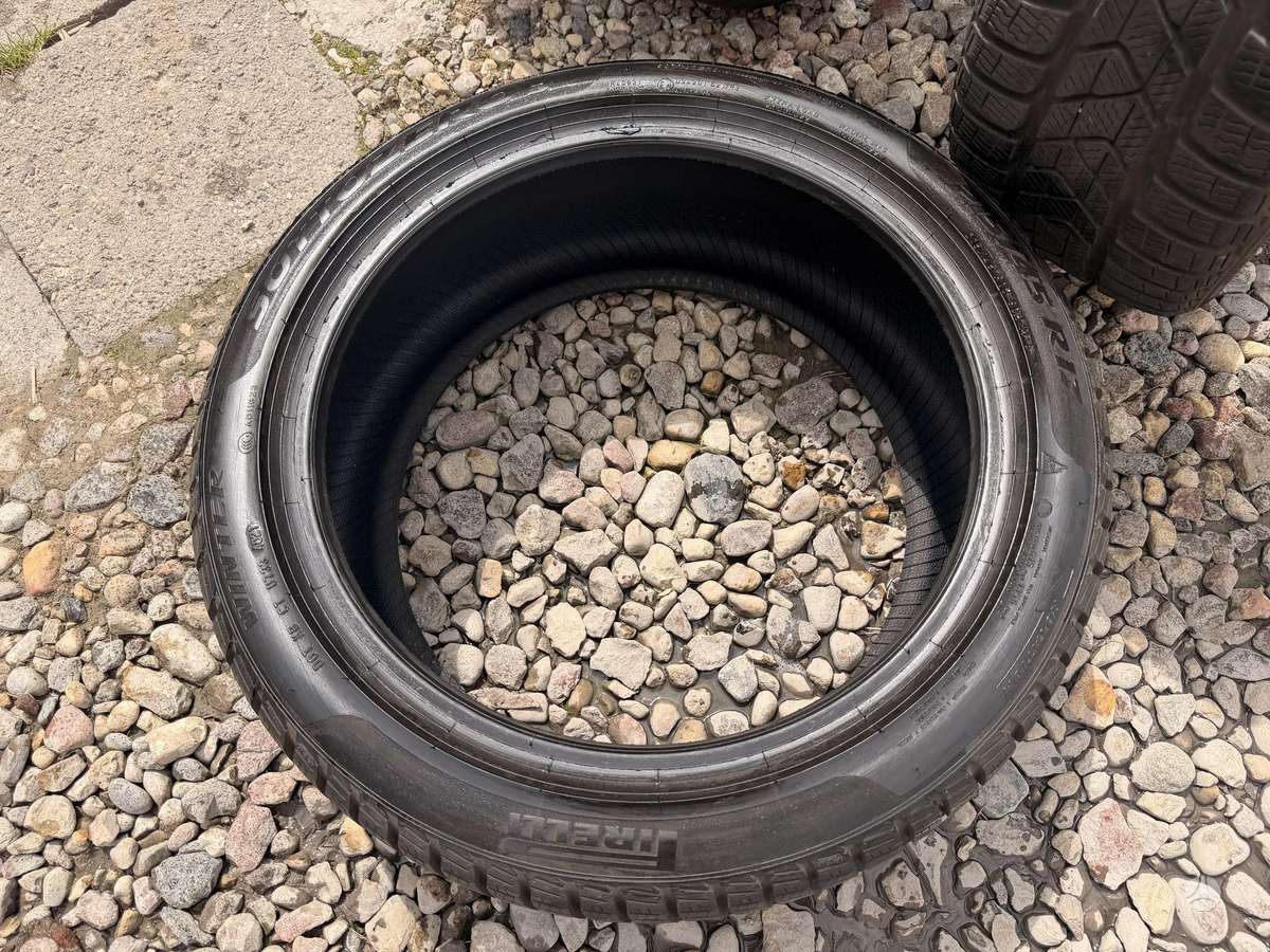 Pirelli, зимние 215/45 R17