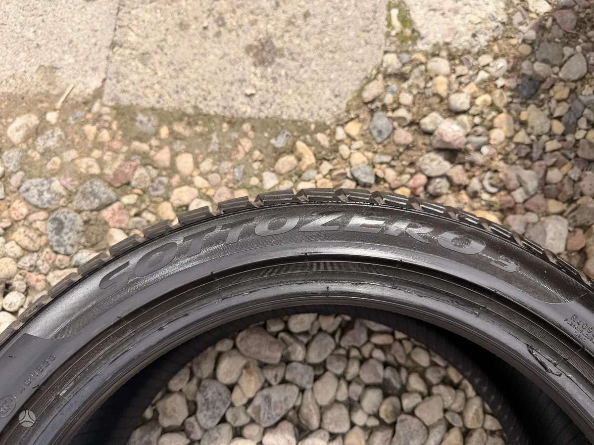 Pirelli, žieminės 215/45 R17