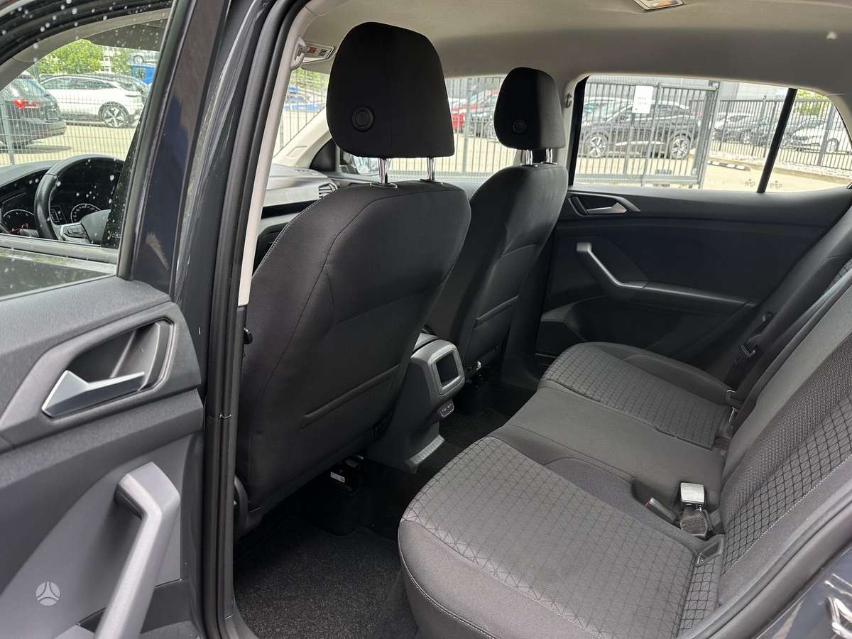 Volkswagen T-Cross - 9