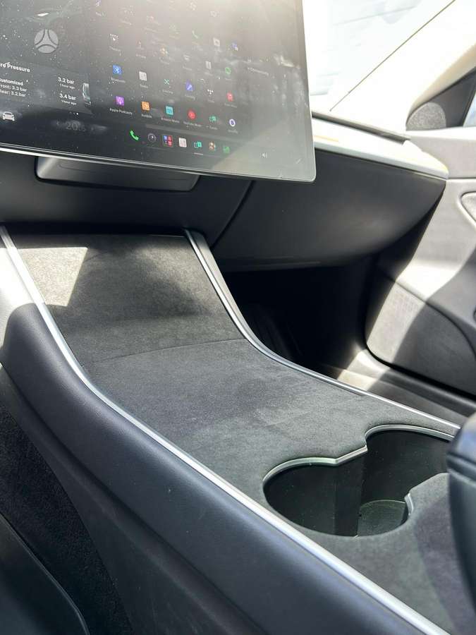 Tesla Model 3, 78 kWh, hatchback