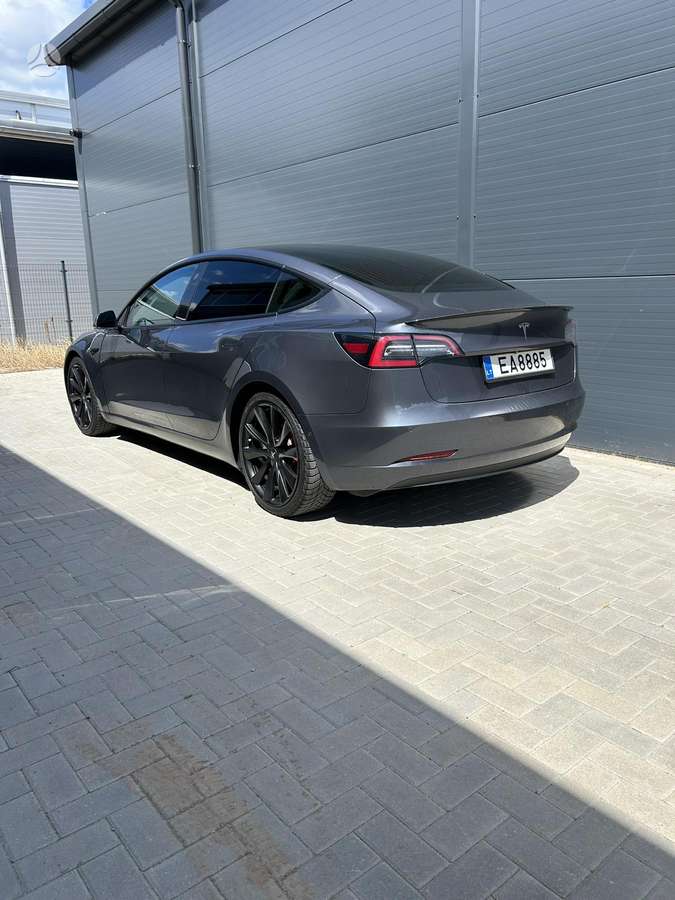 Tesla Model 3, 78 кВт·ч, Хэтчбек