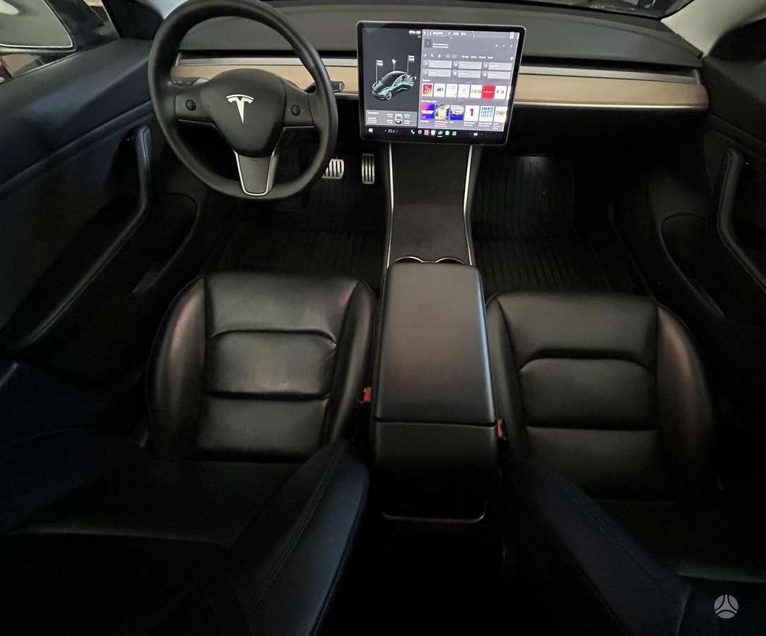 Tesla Model 3, 78 kWh, hatchback
