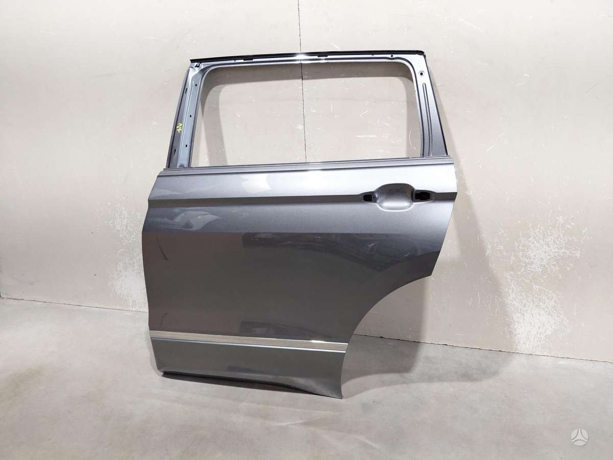 Volkswagen Tiguan Allspace двери