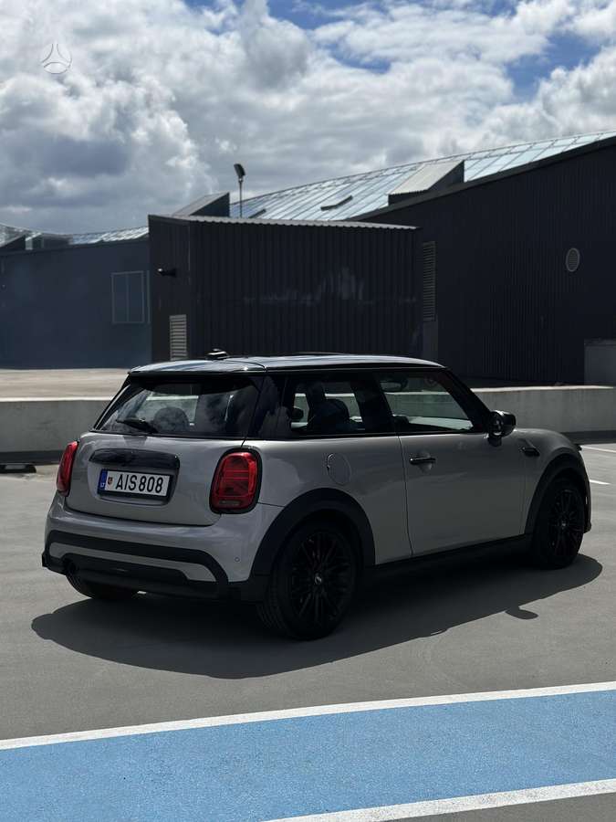 Mini Cooper, 1.5 l., Хэтчбек