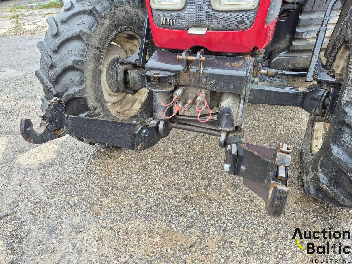 Valtra N141H, tractors