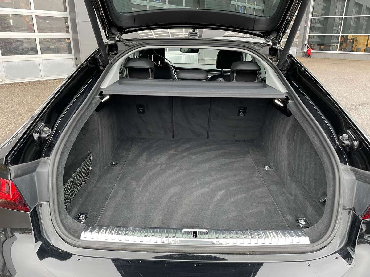 Audi A7, 3.0 l., hatchback