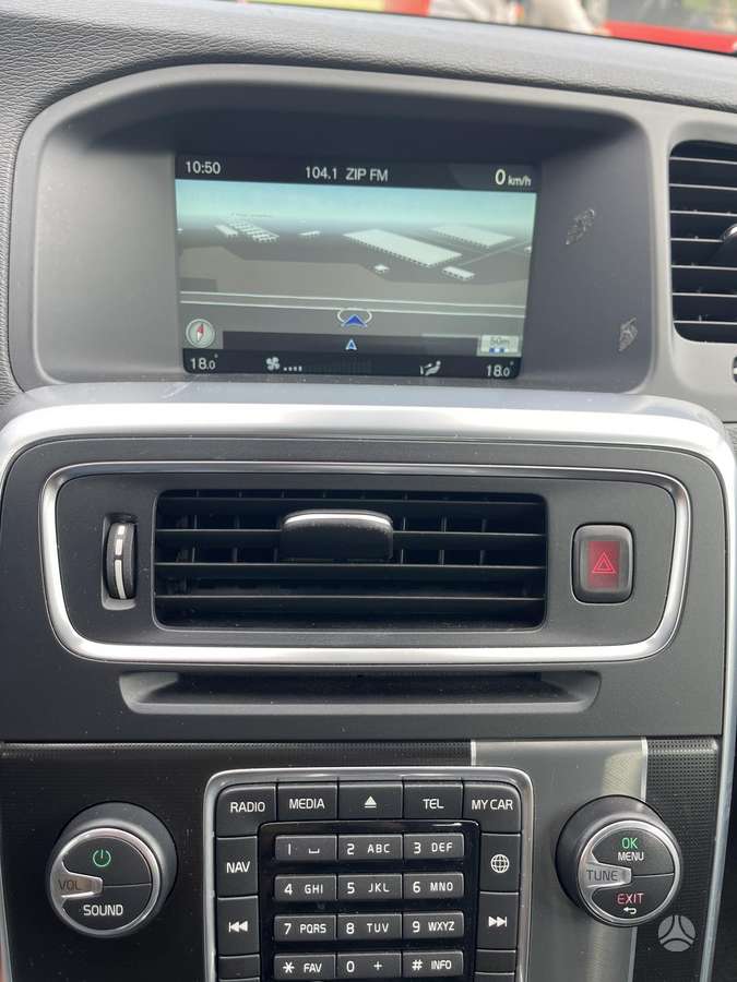 Volvo V60, 2.0 l., hatchback