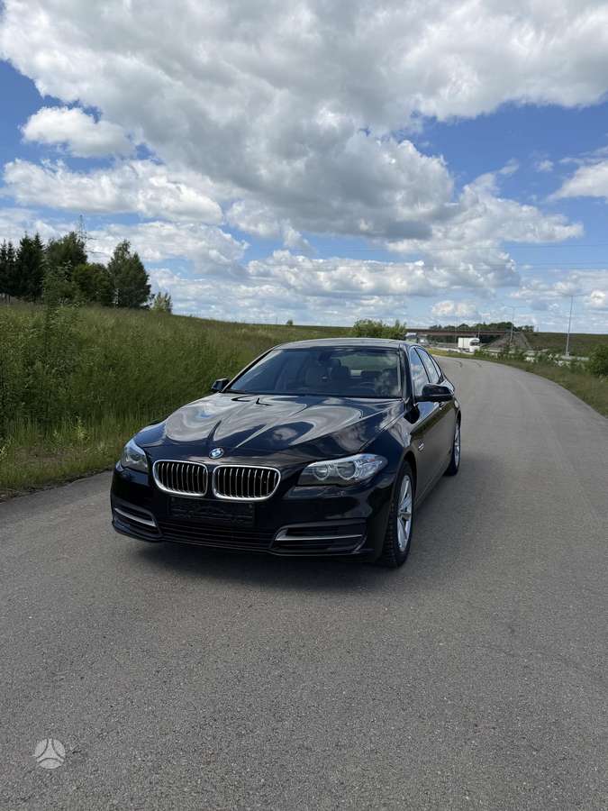 BMW 528, 2.0 l., Седан